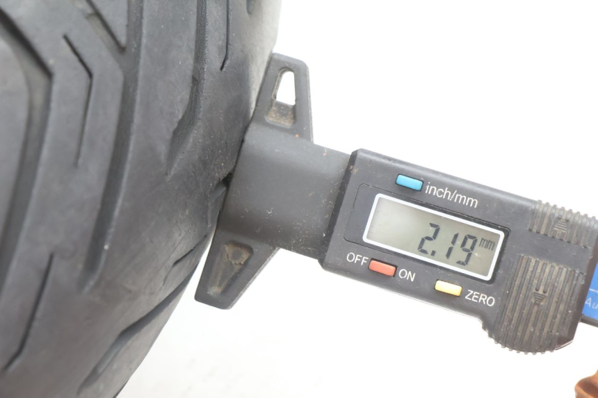 photo de OBRĘCZ PRZEDNIA I OPONA YAMAHA X-MAX XMAX 125 (2010 - 2013) - Kontrola wizualna