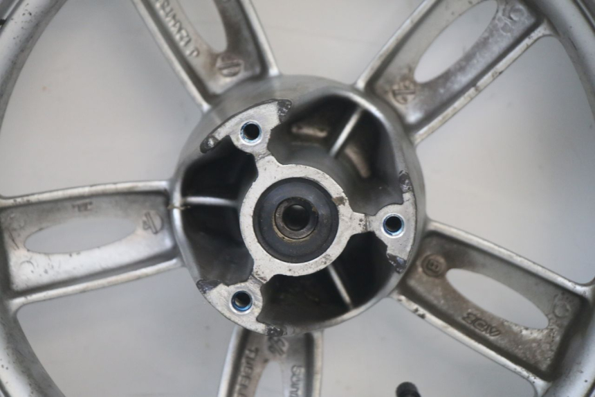 photo de OBRĘCZ PRZEDNIA I OPONA YAMAHA NEOS NEO'S 4T 50 (2008 - 2016) - Oznaczenia i referencje