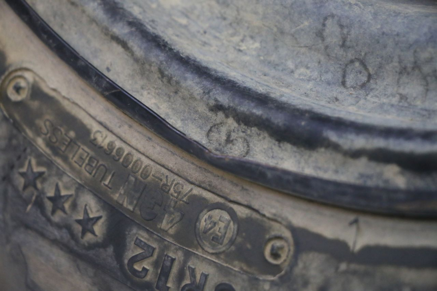 photo de OBRĘCZ PRZEDNIA I OPONA YAMAHA YFM GRIZZLY 550 (2008 - 2015) - Widok główny