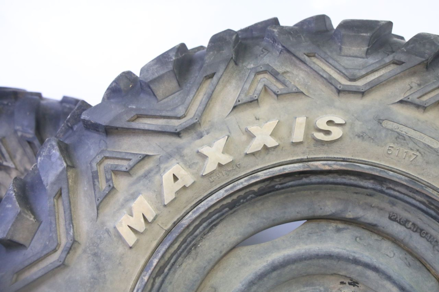 photo de OBRĘCZ PRZEDNIA I OPONA YAMAHA YFM GRIZZLY 550 (2008 - 2015) - Zoom stanu zużycia