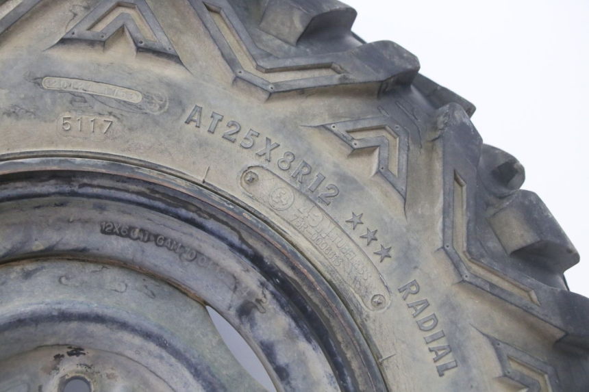 photo de OBRĘCZ PRZEDNIA I OPONA YAMAHA YFM GRIZZLY 550 (2008 - 2015) - Inny kąt widzenia