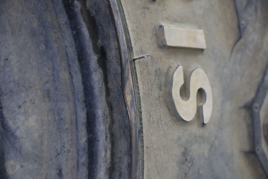 photo de OBRĘCZ PRZEDNIA I OPONA YAMAHA YFM GRIZZLY 550 (2008 - 2015) - Stan powierzchni