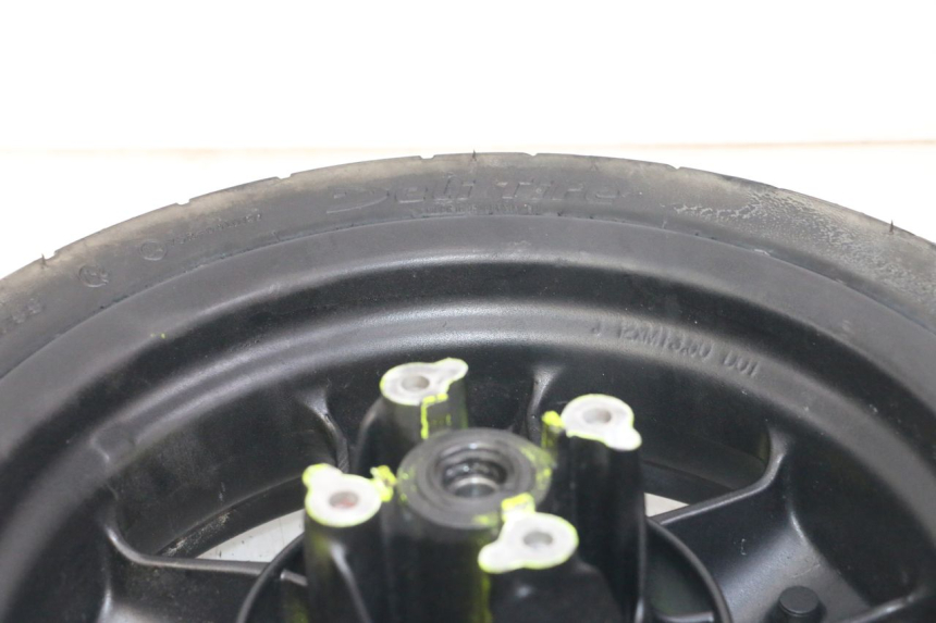 photo de OBRĘCZ PRZEDNIA I OPONA YAMAHA YP MAJESTY 125 (2002 - 2006) - Inny kąt widzenia