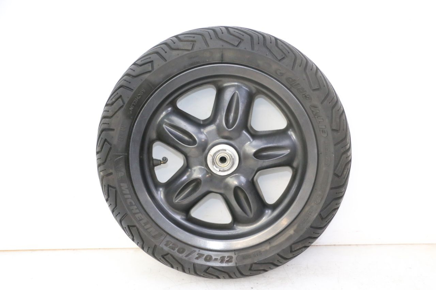 photo de OBRĘCZ PRZEDNIA I OPONA YAMAHA YP MAJESTY 125 (2007 - 2010) - Widok główny