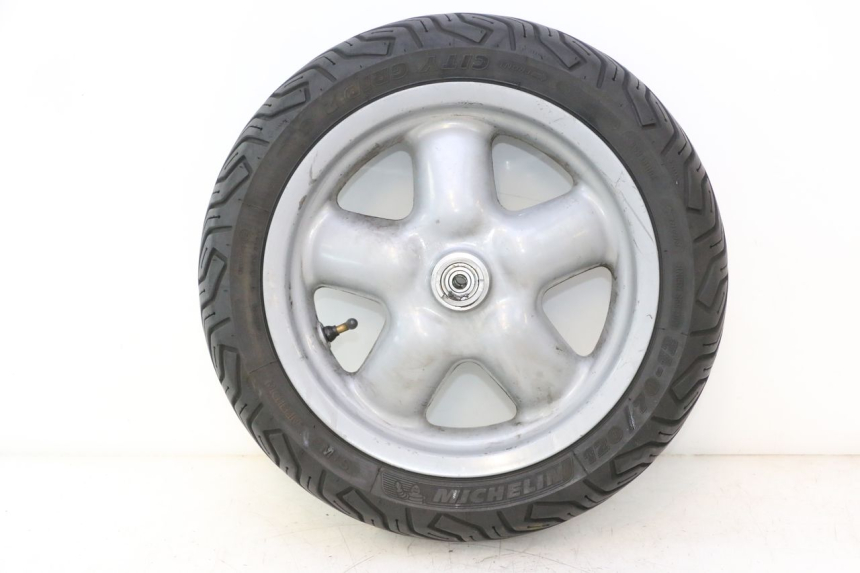photo de OBRĘCZ PRZEDNIA I OPONA YAMAHA YP MAJESTY 125 (1998 - 2001) - Widok główny