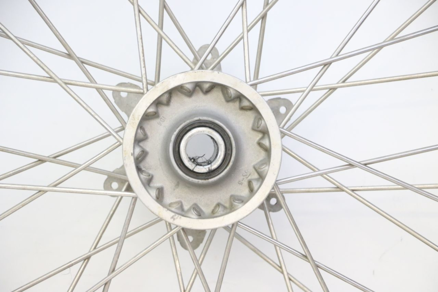 photo de OBRĘCZ PRZEDNIA I OPONA YAMAHA YZ-F YZF 250 (2014 - 2018) - Inny kąt widzenia