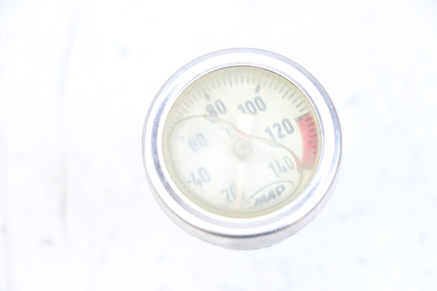 photo de MIARKA OLEJU SILNIKA SUZUKI SV S 650 (1999 - 2002) - Widok główny