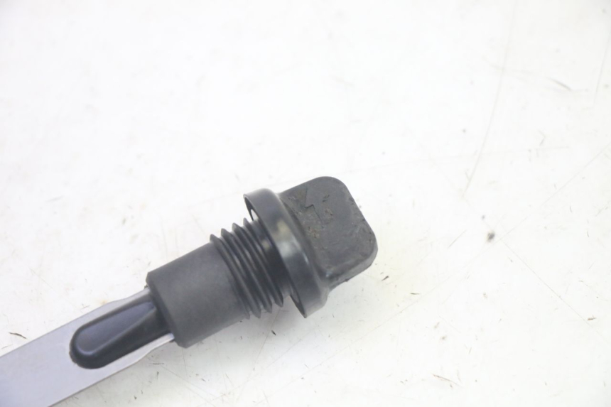 photo de MIARKA OLEJU SILNIKA YAMAHA TDM ABS 900 (2002 - 2014) - Inny kąt widzenia