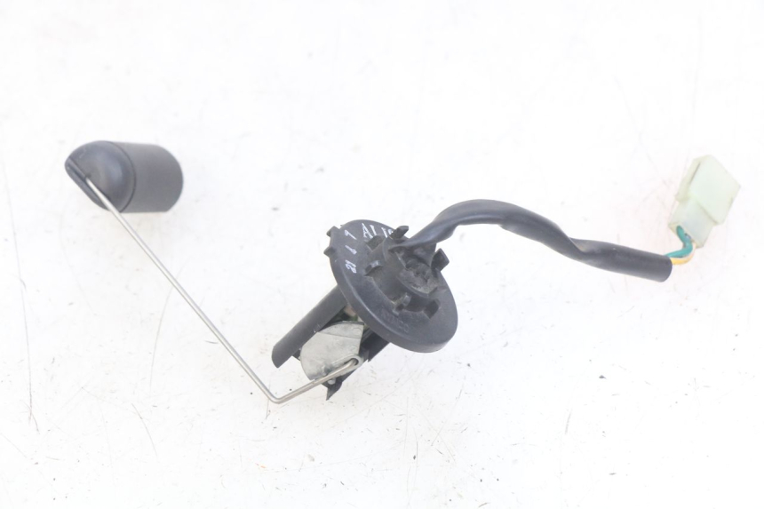 photo de WSKAŹNIK POZIOMU PALIWA W ZBIORNIKU KYMCO AGILITY 16+ 4T 50 (2018 - 2023) - Widok główny