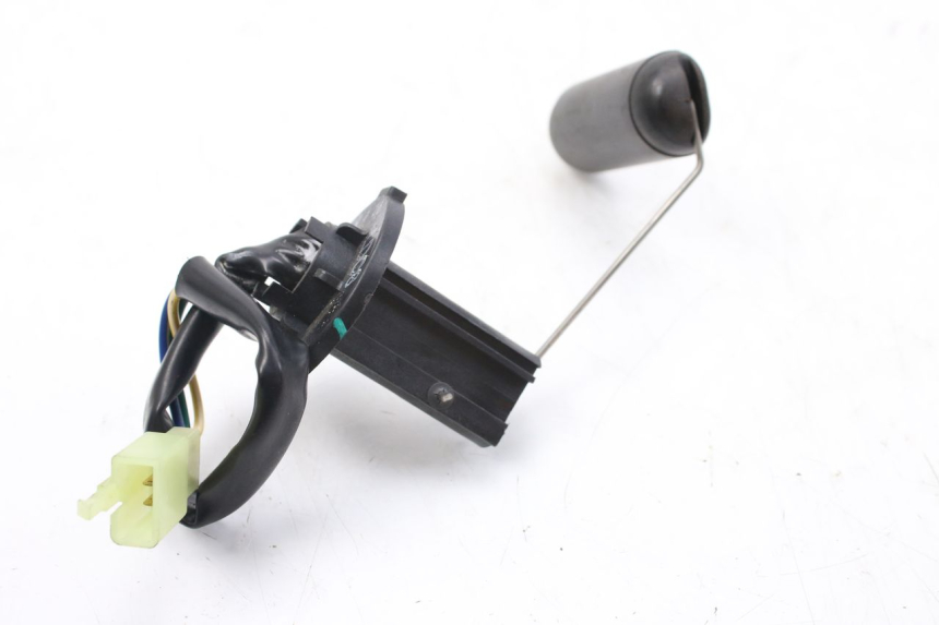 photo de WSKAŹNIK POZIOMU PALIWA W ZBIORNIKU KYMCO AGILITY 4T 50 (2018 - 2022) - Inny kąt widzenia