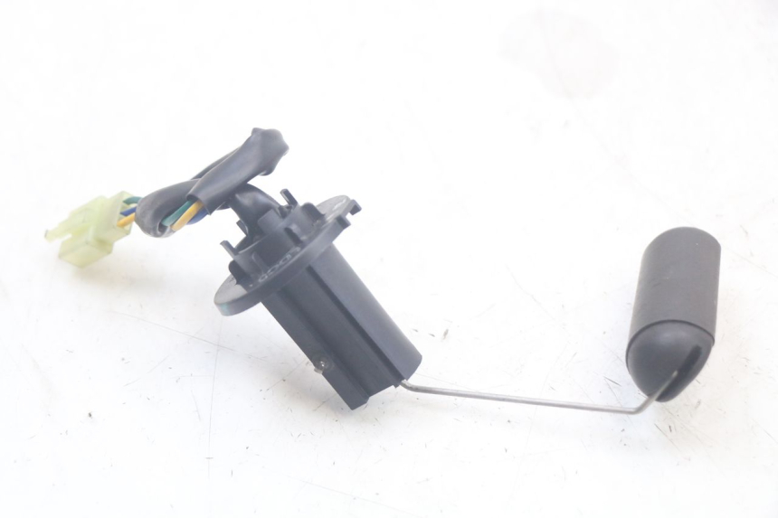 photo de WSKAŹNIK POZIOMU PALIWA W ZBIORNIKU KYMCO AGILITY 4T 50 (2018 - 2022) - Szczegół części