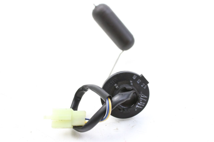 photo de WSKAŹNIK POZIOMU PALIWA W ZBIORNIKU KYMCO AGILITY NAKED RENOUVO 4T 50 (2018 - 2020) - Inny kąt widzenia