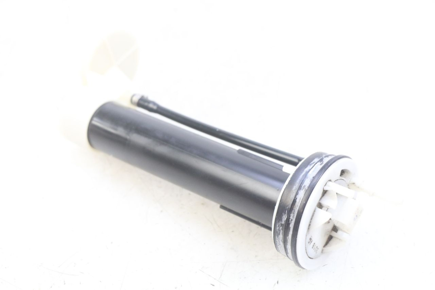 photo de WSKAŹNIK POZIOMU PALIWA W ZBIORNIKU APRILIA ATLANTIC 125 (2003 - 2009) - Punkty mocowania