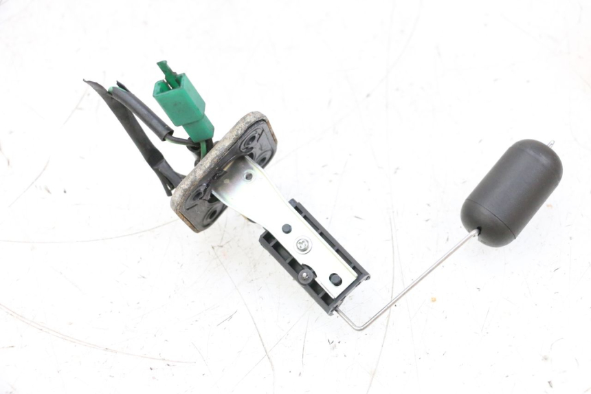 photo de WSKAŹNIK POZIOMU PALIWA W ZBIORNIKU MBK BOOSTER SPIRIT NAKED 50 (2004 - 2017) - Szczegół części