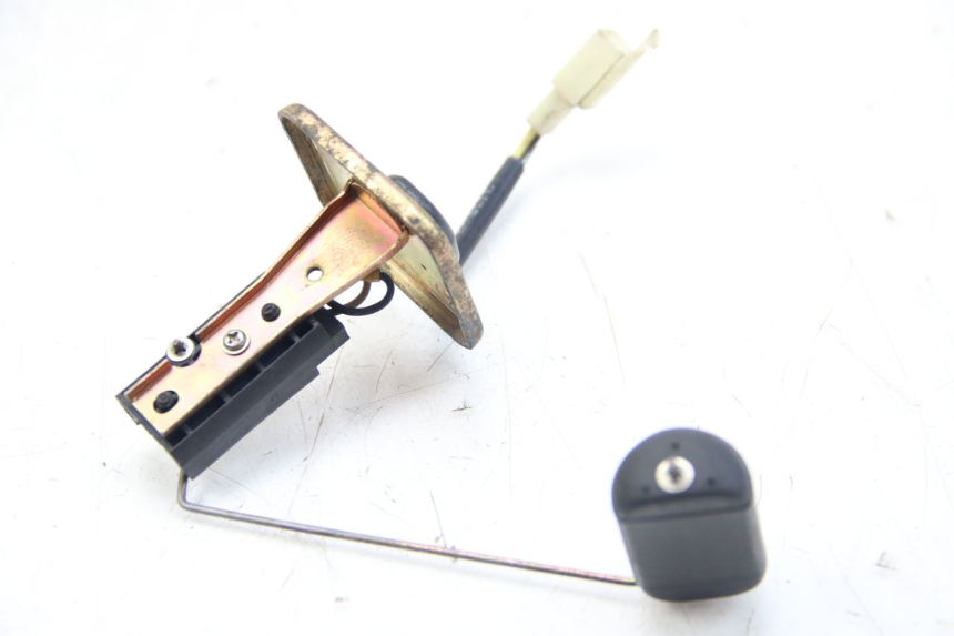 photo de WSKAŹNIK POZIOMU PALIWA W ZBIORNIKU PEUGEOT CITYSTAR AIR 125 (2014 - 2017) - Zoom stanu zużycia