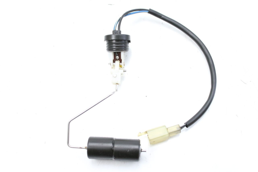 photo de WSKAŹNIK POZIOMU PALIWA W ZBIORNIKU SUZUKI CP 80 (1985 - 1996) - Zbliżenie techniczne