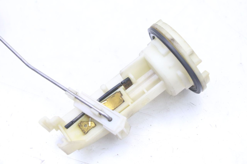 photo de WSKAŹNIK POZIOMU PALIWA W ZBIORNIKU PEUGEOT ELYSTAR 50 (2002 - 2014) - Szczegół części