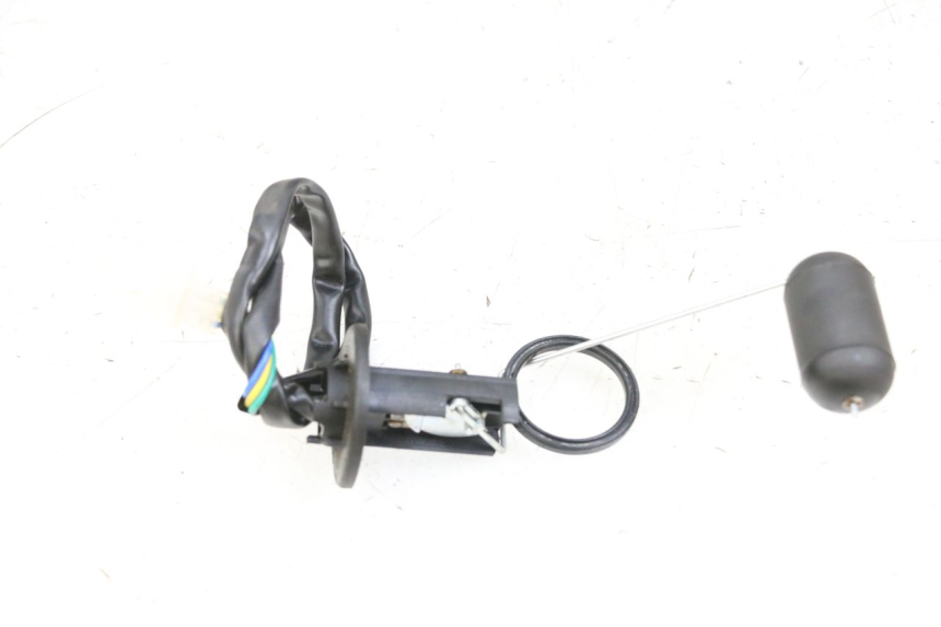 photo de WSKAŹNIK POZIOMU PALIWA W ZBIORNIKU BTC FELICE SPORT 50 - Zbliżenie techniczne