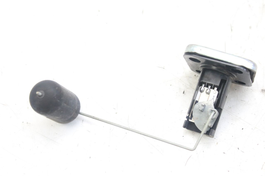 photo de WSKAŹNIK POZIOMU PALIWA W ZBIORNIKU PIAGGIO FLY 4T 50 (2013 - 2017) - Zoom stanu zużycia