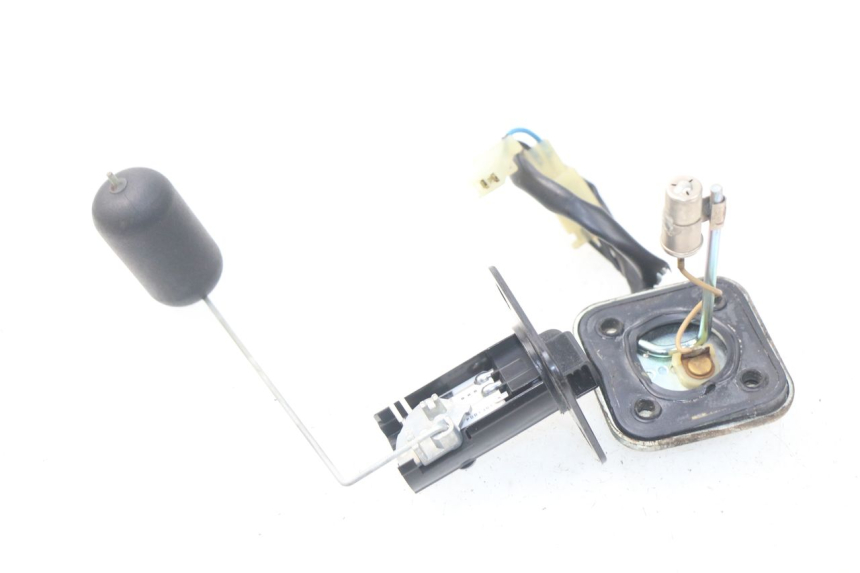 photo de WSKAŹNIK POZIOMU PALIWA W ZBIORNIKU PIAGGIO FLY IE 125 (2012 - 2017) - Inny kąt widzenia