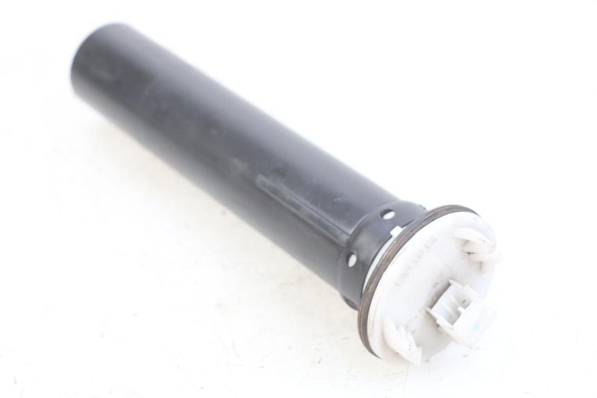 photo de WSKAŹNIK POZIOMU PALIWA W ZBIORNIKU GILERA GP 800 (2007 - 2013) - Widok główny