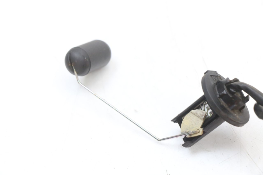 photo de WSKAŹNIK POZIOMU PALIWA W ZBIORNIKU EUROCKA GTR 50 (2007 - 2017) - Zoom stanu zużycia