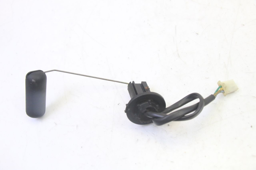 photo de WSKAŹNIK POZIOMU PALIWA W ZBIORNIKU DAELIM HISTORY 125 (2001 - 2002) - Zoom stanu zużycia