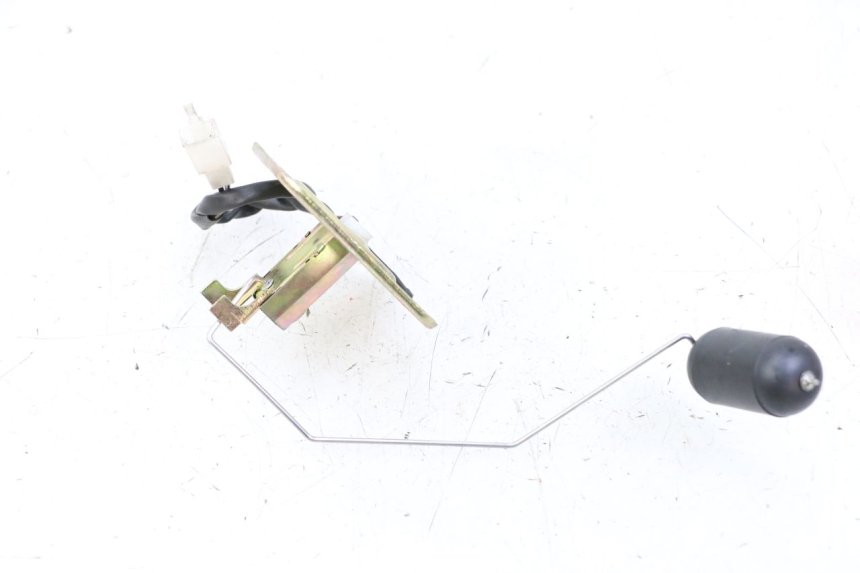 photo de WSKAŹNIK POZIOMU PALIWA W ZBIORNIKU KEEWAY K-LIGHT KLIGHT 125 (2018 - 2025) - Zbliżenie techniczne