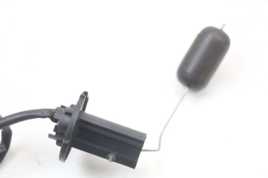 photo de WSKAŹNIK POZIOMU PALIWA W ZBIORNIKU KYMCO K-PW K-PIPE 50 (2012 - 2017) - Szczegół części