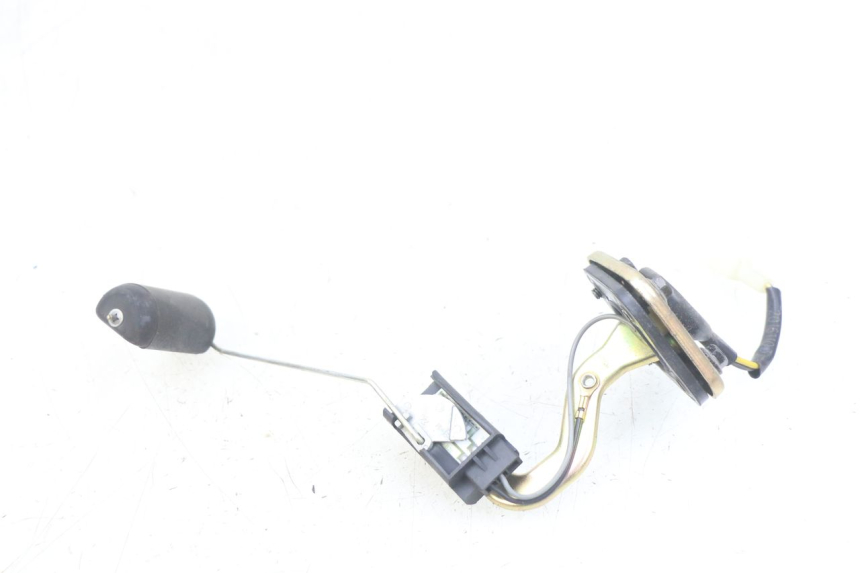 photo de WSKAŹNIK POZIOMU PALIWA W ZBIORNIKU PEUGEOT KISBEE 2T 50 (2010 - 2017) - Inny kąt widzenia