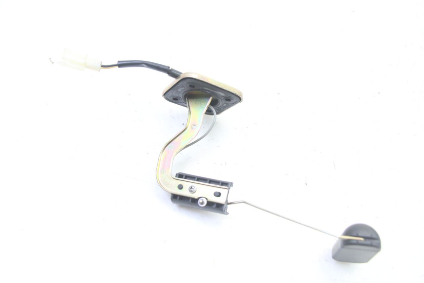 photo de WSKAŹNIK POZIOMU PALIWA W ZBIORNIKU PEUGEOT KISBEE 2T 50 (2010 - 2017) - Zoom stanu zużycia