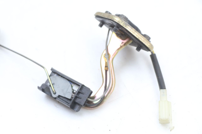 photo de WSKAŹNIK POZIOMU PALIWA W ZBIORNIKU PEUGEOT KISBEE 4T 50 (2018 - 2022) - Widok ogólny