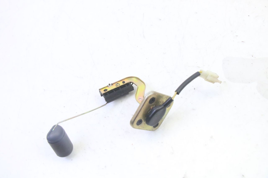 photo de WSKAŹNIK POZIOMU PALIWA W ZBIORNIKU PEUGEOT KISBEE 4T 50 (2018 - 2022) - Zoom stanu zużycia