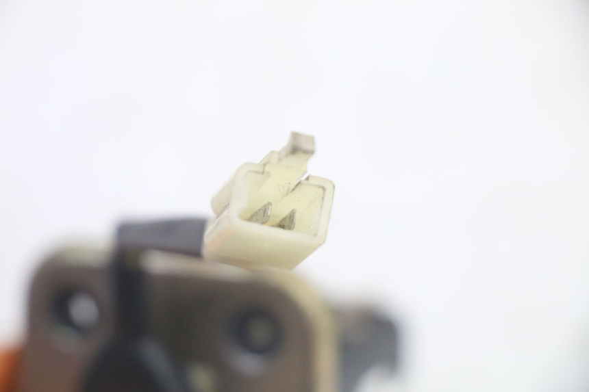 photo de WSKAŹNIK POZIOMU PALIWA W ZBIORNIKU PEUGEOT KISBEE 4T 50 (2010 - 2017) - Inny kąt widzenia