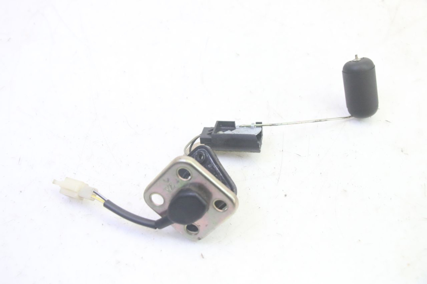 photo de WSKAŹNIK POZIOMU PALIWA W ZBIORNIKU PEUGEOT KISBEE 4T 50 (2018 - 2022) - Zoom stanu zużycia