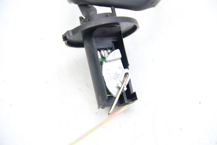 photo de WSKAŹNIK POZIOMU PALIWA W ZBIORNIKU ORCAL KITE 4T 50 (2019 - 2023) - Zoom stanu zużycia