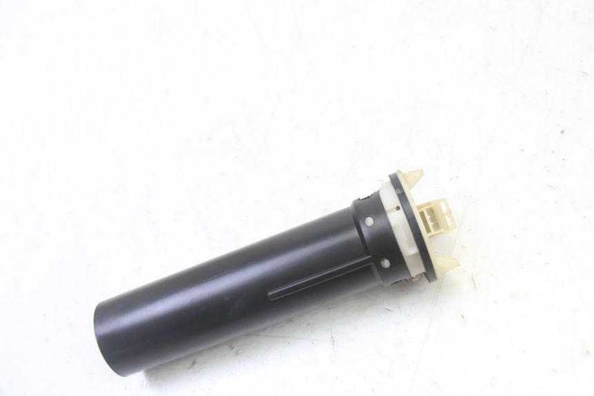 photo de WSKAŹNIK POZIOMU PALIWA W ZBIORNIKU PIAGGIO LIBERTY 4T 50 (2009 - 2015) - Widok główny