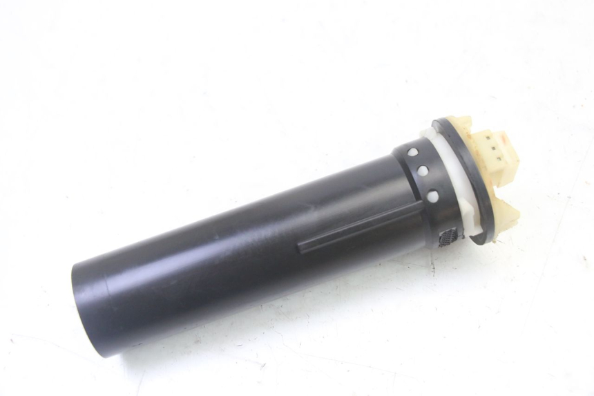 photo de WSKAŹNIK POZIOMU PALIWA W ZBIORNIKU PIAGGIO LIBERTY 4T 50 (2009 - 2015) - Inny kąt widzenia