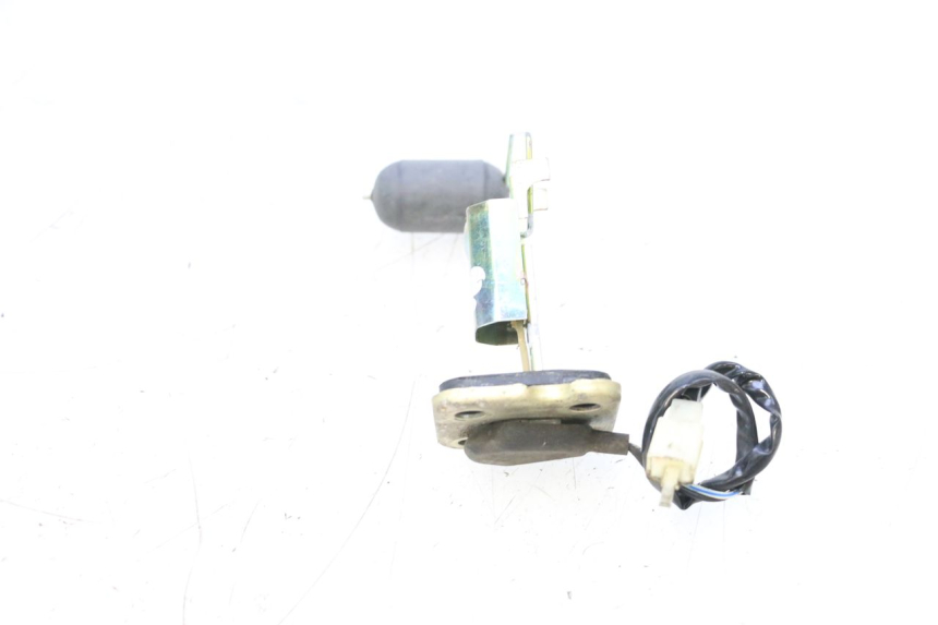 photo de WSKAŹNIK POZIOMU PALIWA KEEWAY MATRIX RX9 125 (2006 - 2007) - Inny kąt widzenia