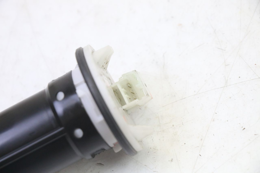 photo de WSKAŹNIK POZIOMU PALIWA W ZBIORNIKU PIAGGIO MP3 HPE 310 (2024 - 2025) - Szczegół części