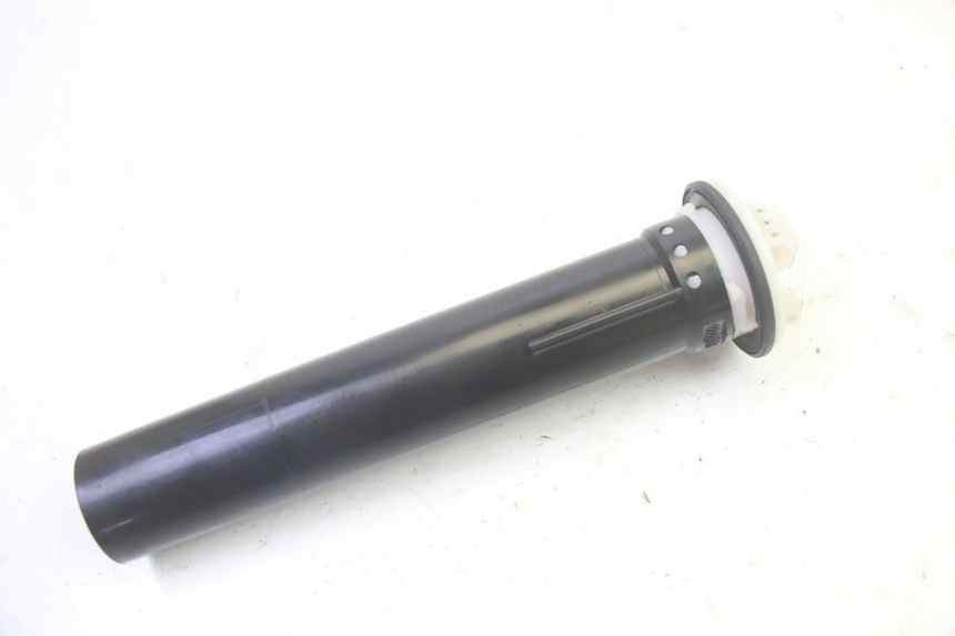 photo de WSKAŹNIK POZIOMU PALIWA W ZBIORNIKU PIAGGIO MP3 HPE 350 (2018 - 2020) - Zoom stanu zużycia