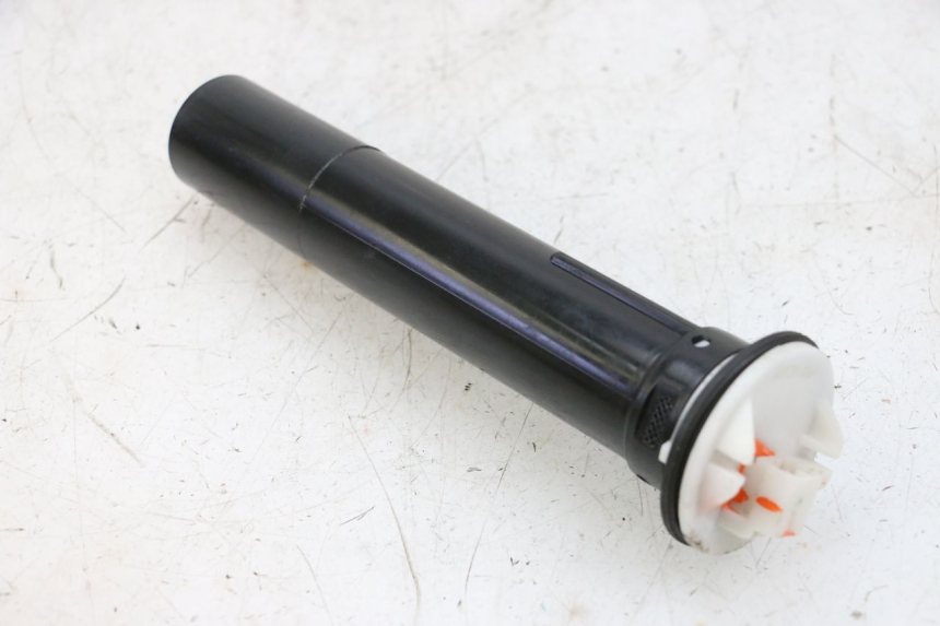 photo de WSKAŹNIK POZIOMU PALIWA W ZBIORNIKU PIAGGIO MP3 HPE 300 (2019 - 2026) - Inny kąt widzenia