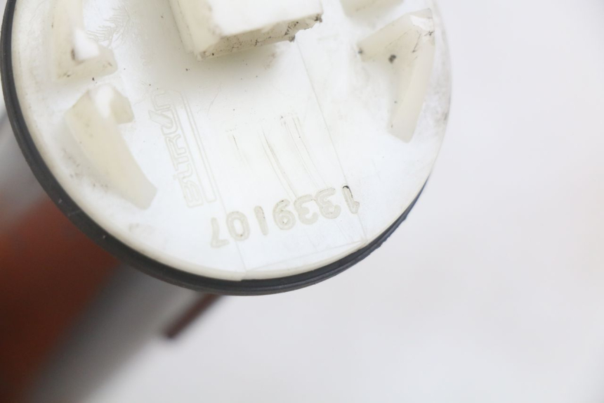 photo de WSKAŹNIK POZIOMU PALIWA W ZBIORNIKU PIAGGIO MP3 LT 400 (2007 - 2012) - Szczegół części