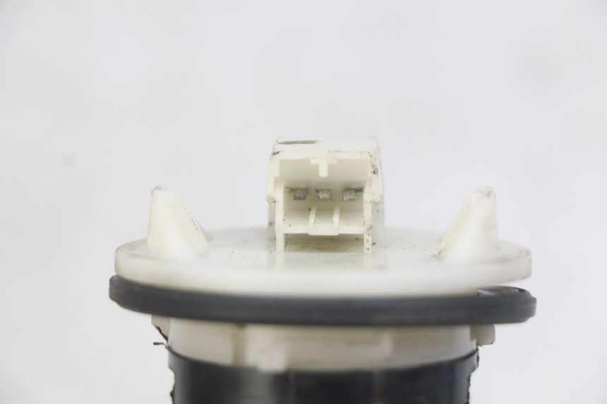 photo de WSKAŹNIK POZIOMU PALIWA W ZBIORNIKU PIAGGIO MP3 LT 400 (2007 - 2012) - Zoom stanu zużycia