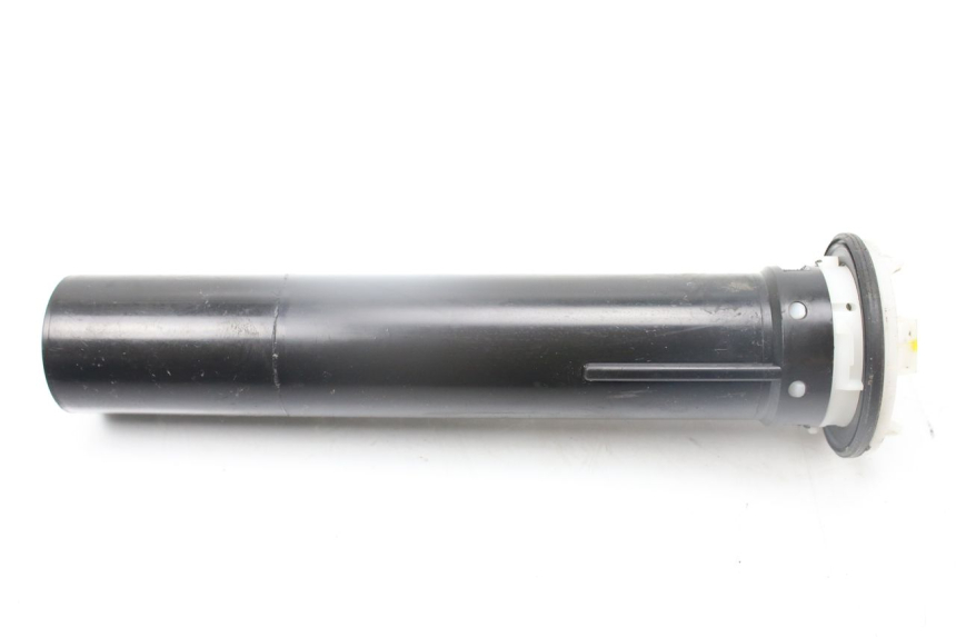 photo de WSKAŹNIK POZIOMU PALIWA W ZBIORNIKU PIAGGIO MP3 500 (2014 - 2017) - Inny kąt widzenia