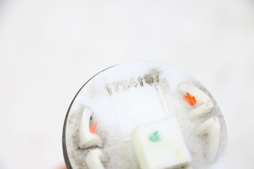 photo de WSKAŹNIK POZIOMU PALIWA W ZBIORNIKU PIAGGIO MP3 500 (2014 - 2017) - Widok ogólny