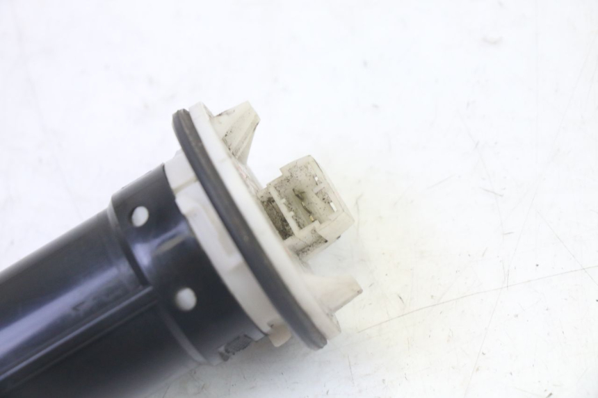 photo de WSKAŹNIK POZIOMU PALIWA W ZBIORNIKU PIAGGIO MP3 500 (2011 - 2015) - Szczegół części