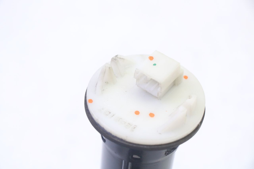 photo de WSKAŹNIK POZIOMU PALIWA W ZBIORNIKU PIAGGIO MP3 RL 250 (2006 - 2010) - Zoom stanu zużycia