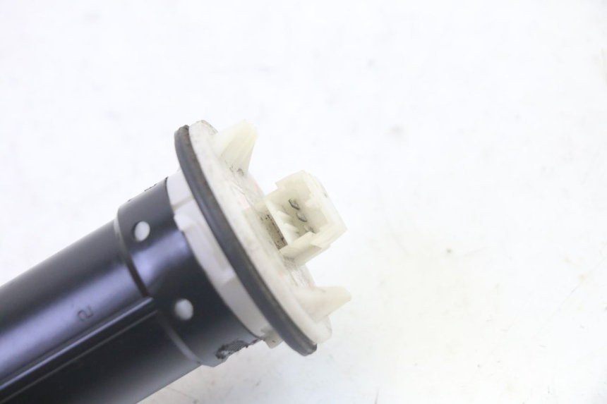 photo de WSKAŹNIK POZIOMU PALIWA W ZBIORNIKU PIAGGIO MP3 RL 250 (2006 - 2010) - Szczegół części