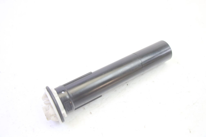 photo de WSKAŹNIK POZIOMU PALIWA W ZBIORNIKU PIAGGIO MP3 500 (2016 - 2018) - Zbliżenie techniczne